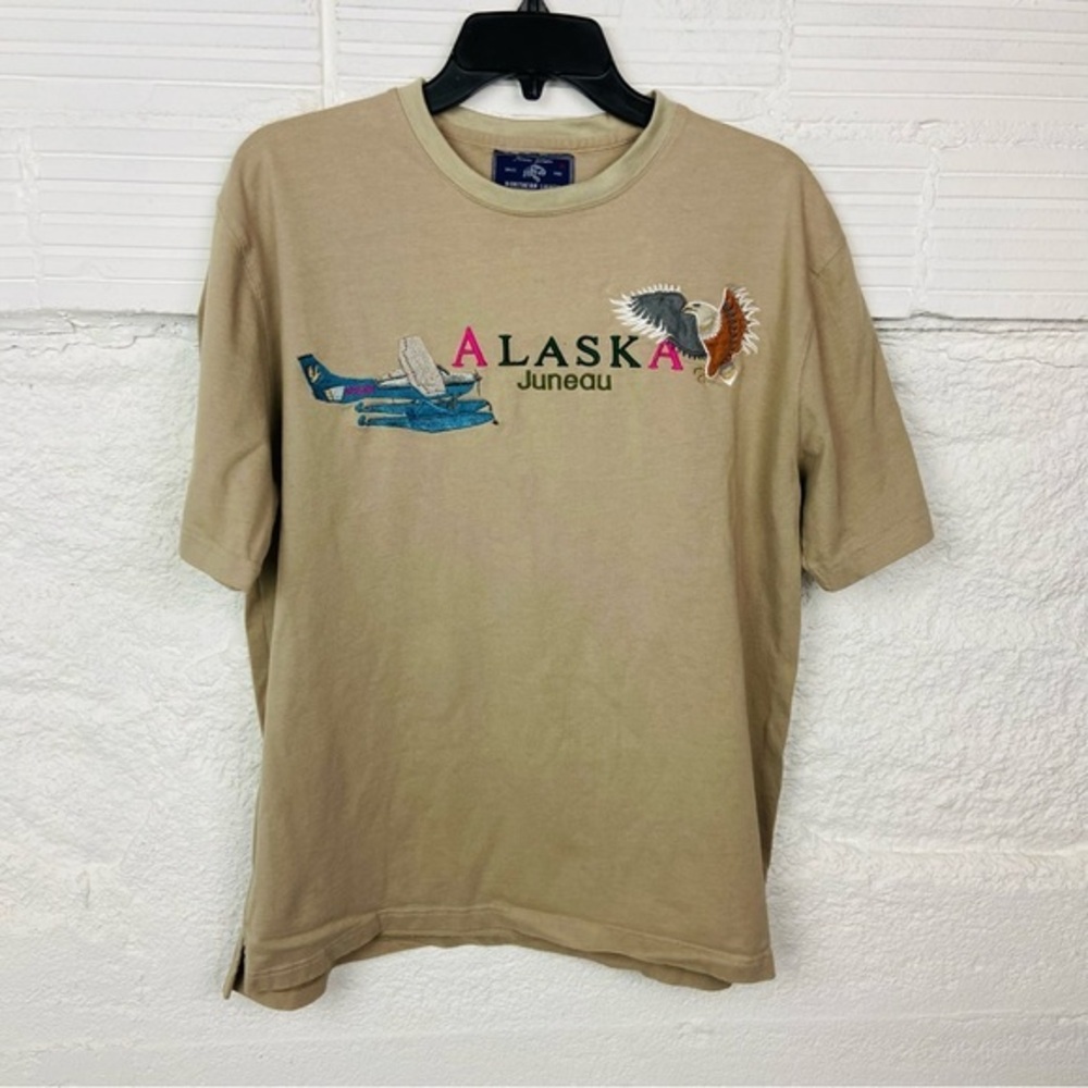 NORTHERN LIGHTS tan embroidered outdoor airplane & eagle ALASKA short sleeve top